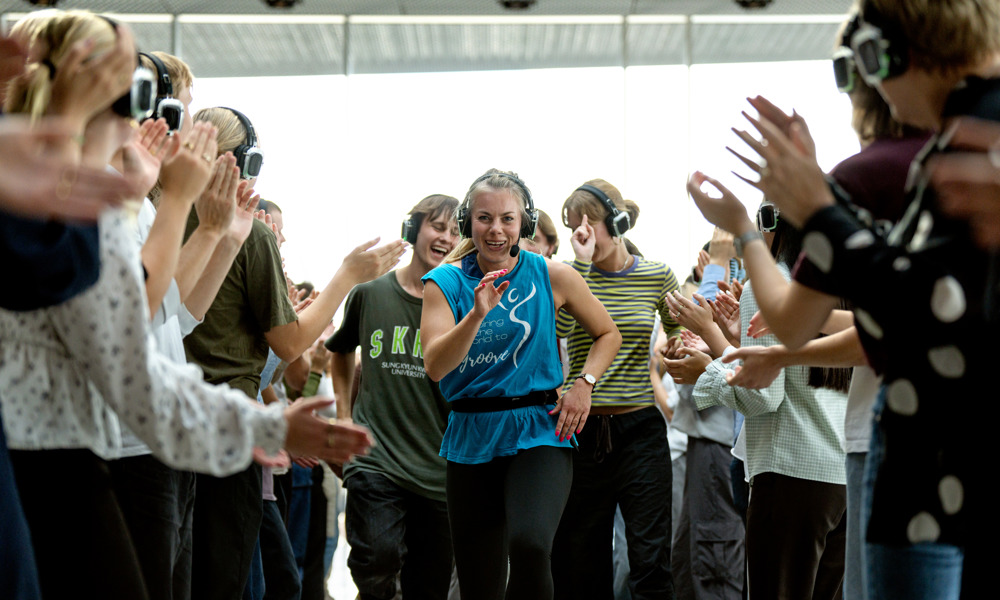 Dans dig glad – Silent Groove (kl. 16.00-17.00)